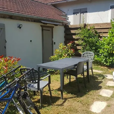 En Bois Avec Jardin Clos