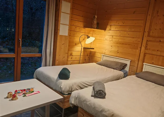 En Bois Avec Jardin Clos *